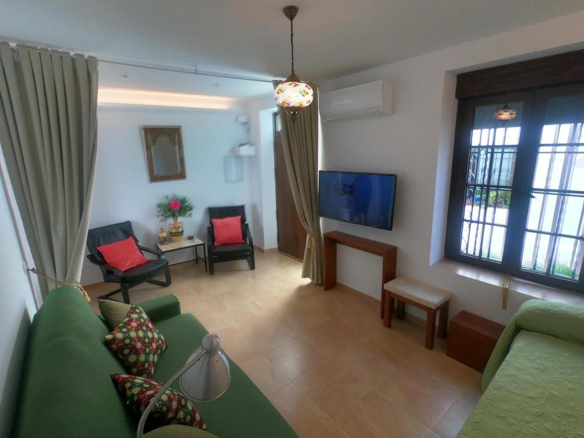 Benalmadena Pueblo - Casa Josefita, Patio With Private Pool-Piscina Privada Y Solarium Villa Exterior photo